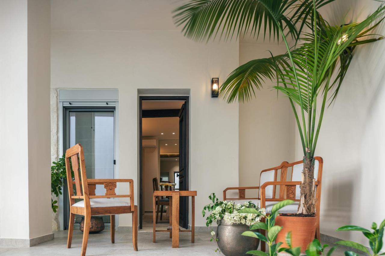 Casa Di Georgios Luxury Suites Agios Andonios  ภายนอก รูปภาพ