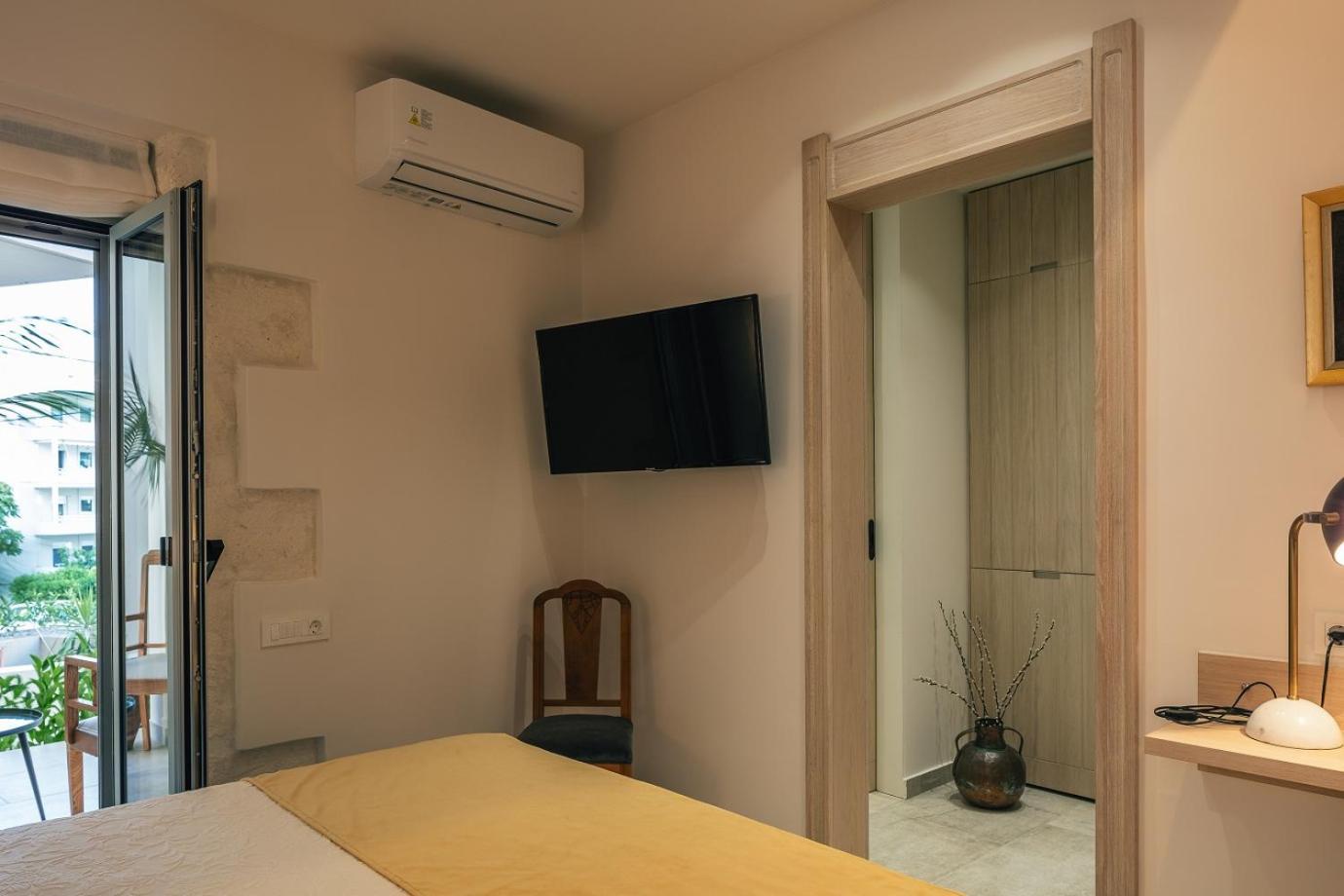 Casa Di Georgios Luxury Suites Agios Andonios  ภายนอก รูปภาพ