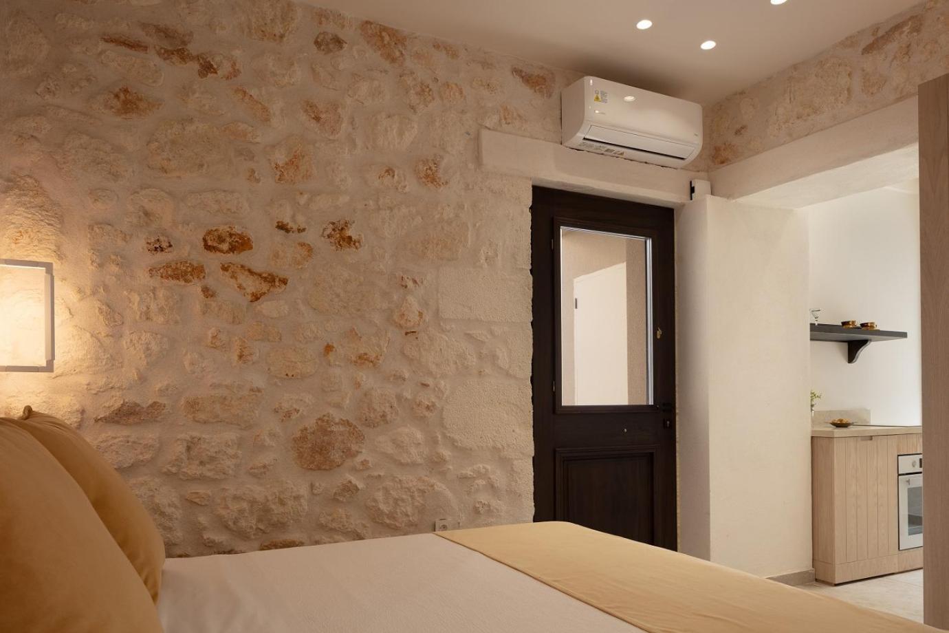 Casa Di Georgios Luxury Suites Agios Andonios  ภายนอก รูปภาพ